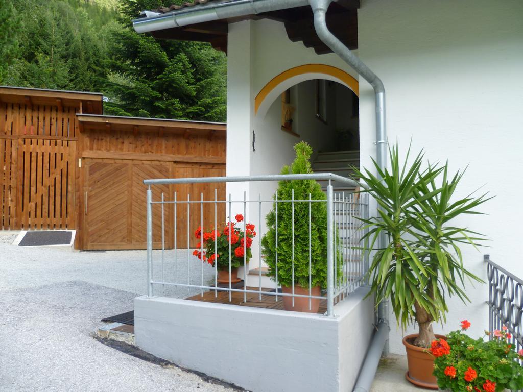 Appartamento Haus Domenig Umhausen Esterno foto